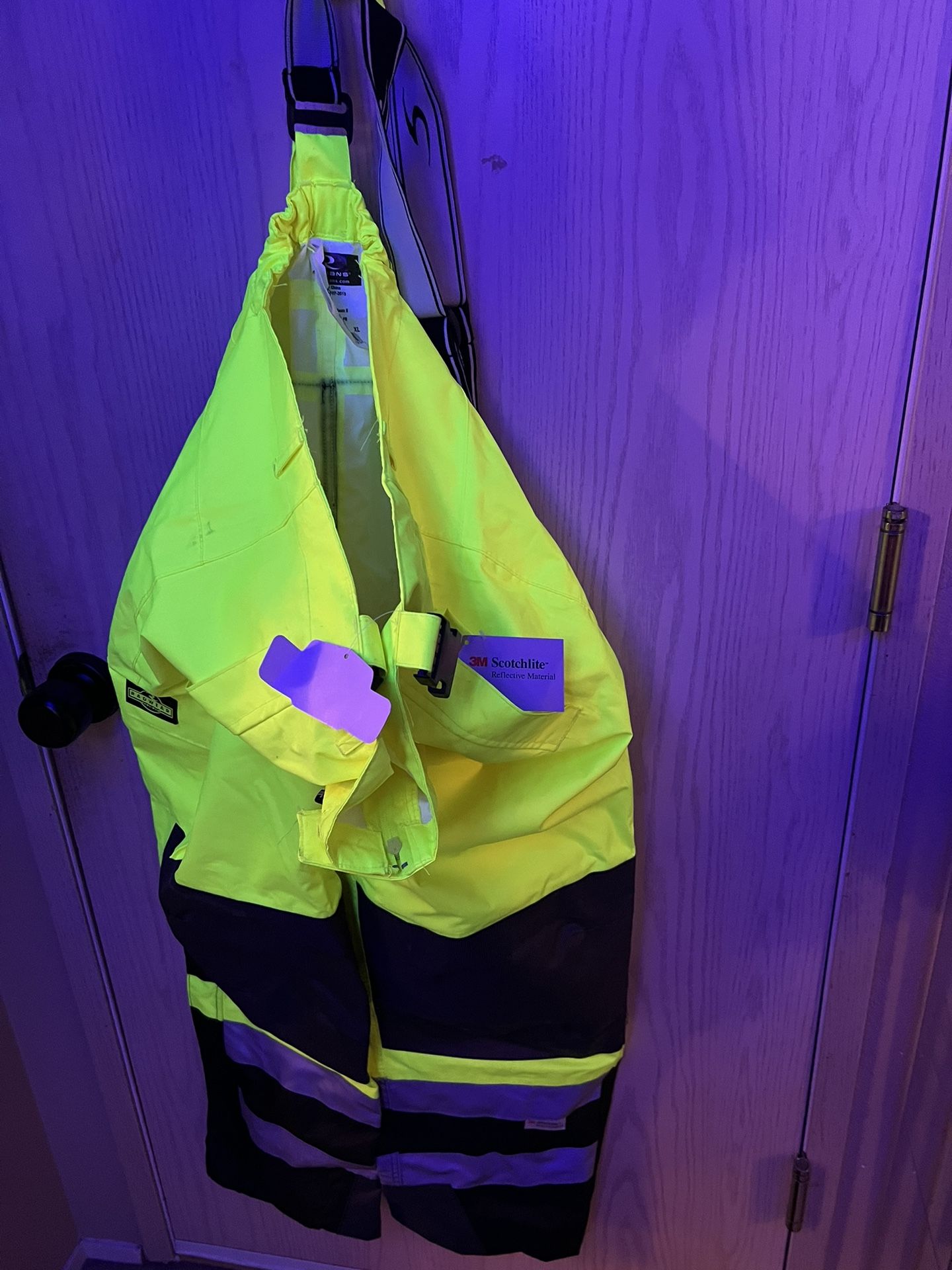 NWT: 2 Set Rain Gear Class 3