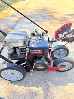 Yard Machines 3.5 HP Gas edger NEEDS TO BE REPAIRED