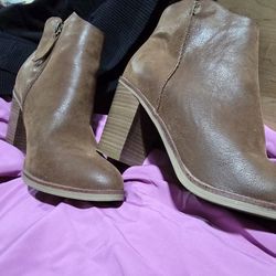 MIA Bootie - Faux suede - Brown/Camel color 