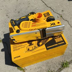 DEWALT
20V MAX XR Cordless Brushless 3-1/4 in. Planer (Tool Only)