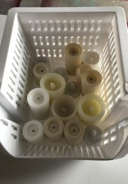 Small flameless candles