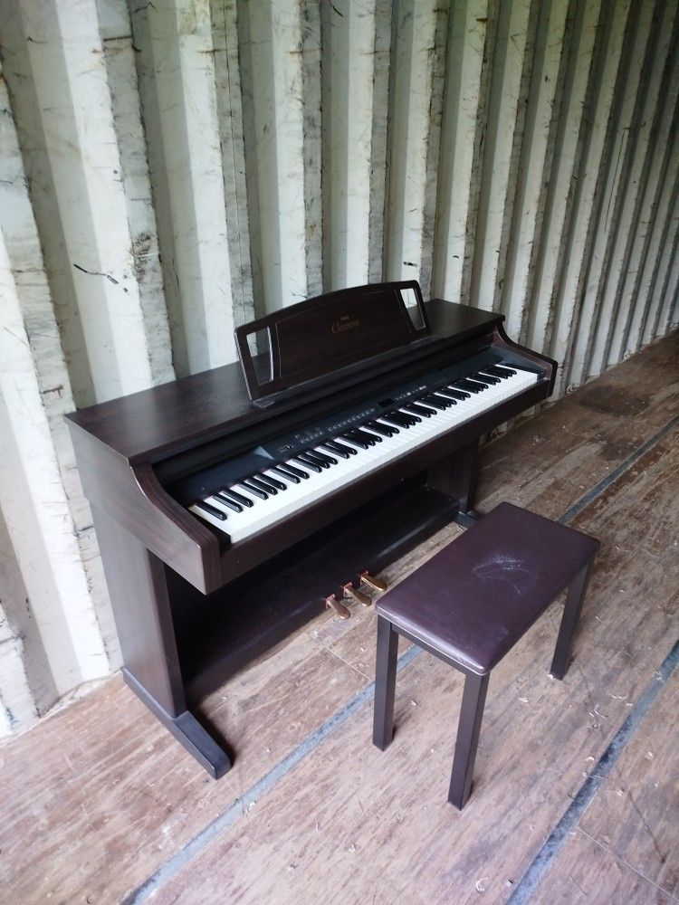 Yamaha Clavinova CLP-511