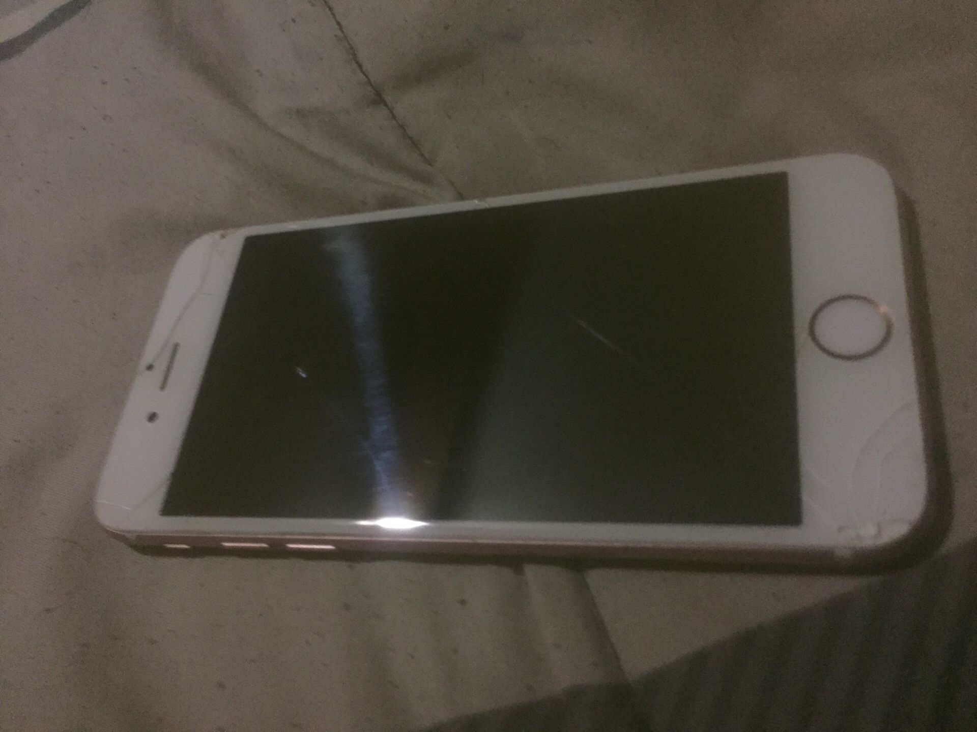 Rose ๐น Gold Iphone 6s