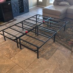 Full Size Bed Frame - Black Metal 