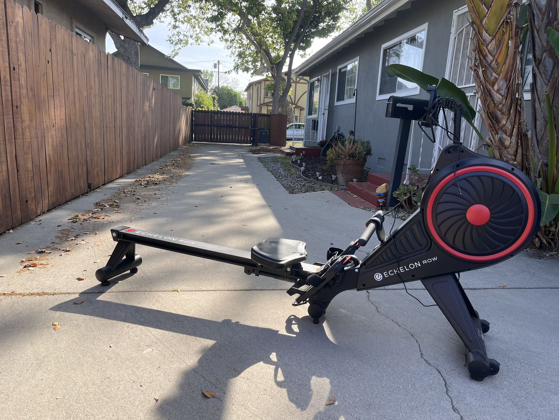 Echelon Rowing Machine