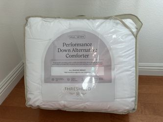 Full/Queen All Seasons Performance Down Alternative Comforter - Threshold™: 250 Thread Count, Moisture-Wicking, Machine Washable
