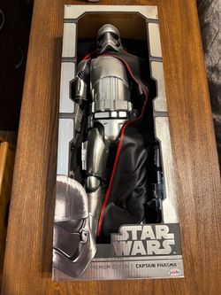Jakks Pacific Star Wars Premium Edition Captain Phasma Action Figure