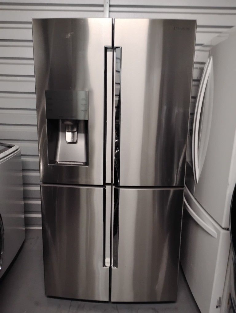 SAMSUNG STAINLESS STELL REFRIGERATOR