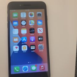 Unlocked IPhone 8 Plus 64gb