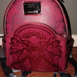 Brand New Disneyland Girls Backpack 25$