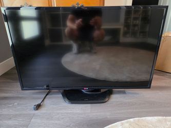LG 42 in LCD TV 1080p