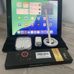 Apple iPad 6th Generation – 32 GB – 9.7” Retina Display – Excellent Condition