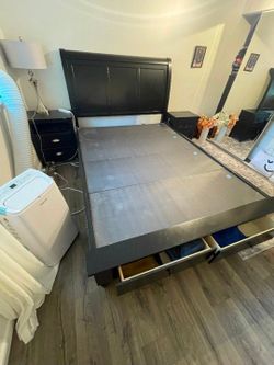 Queen bed frame FREE