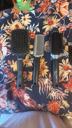 Brushes + Combs