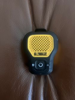 Dewalt clip speaker