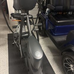 Octane XR6X Seated Elliptical