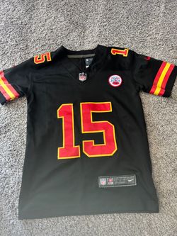 MAHOMES (kid size medium 10/12) JERSEY