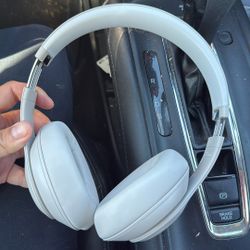 Beats Studio Pro Wireless