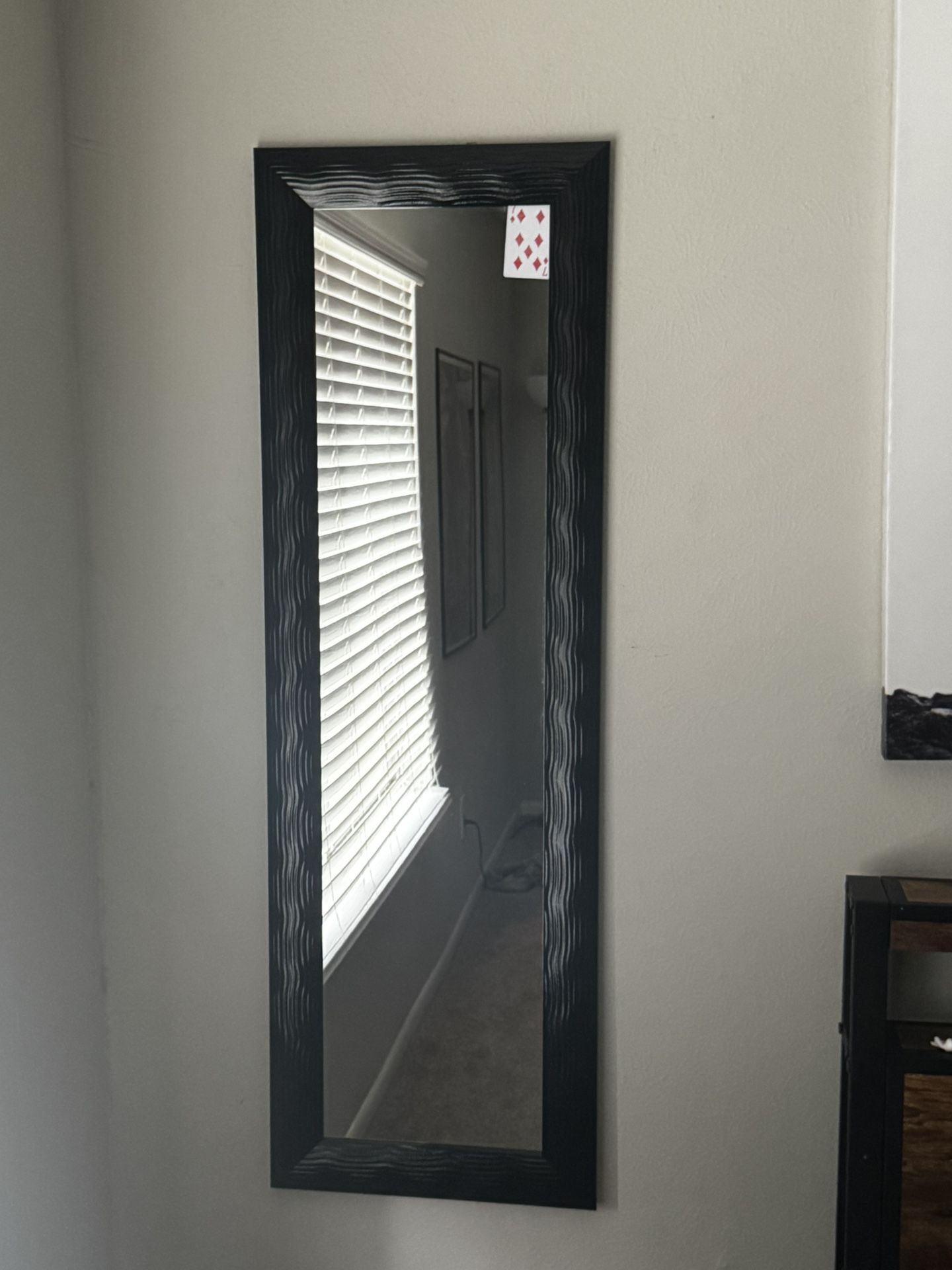 Mirror, No Scratches