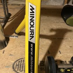 Minoura Bike Stand Trainer 