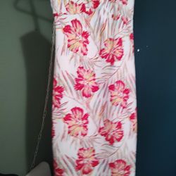 Woman's Clothing/Shoes