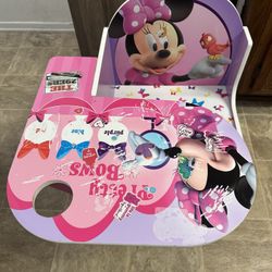 Delta Children Chair Desk Minnie Mouse 