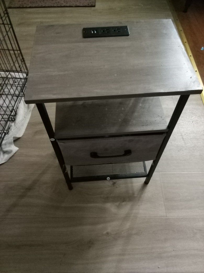 Night Stands With USB Charger For Ur Phone 
