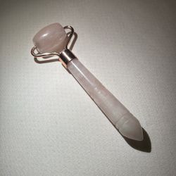 Rose Quartz Facial Roller