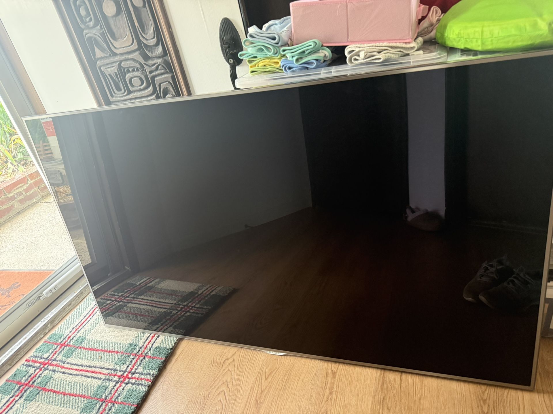 Samsung 65” TV