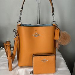 Coach Mollie Bucket Bag 22 And Matching Wallet 
