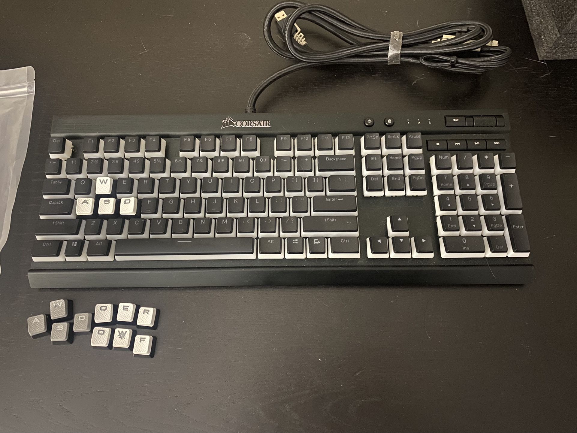 Corsair Gaming Keyboard K70 LUX RGB