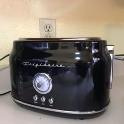 Retro Toaster Used Once 2 Slices