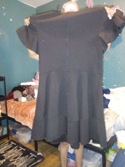 Black dress size large