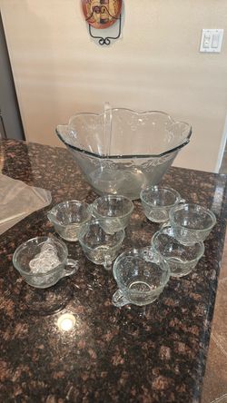 Punch bowl set