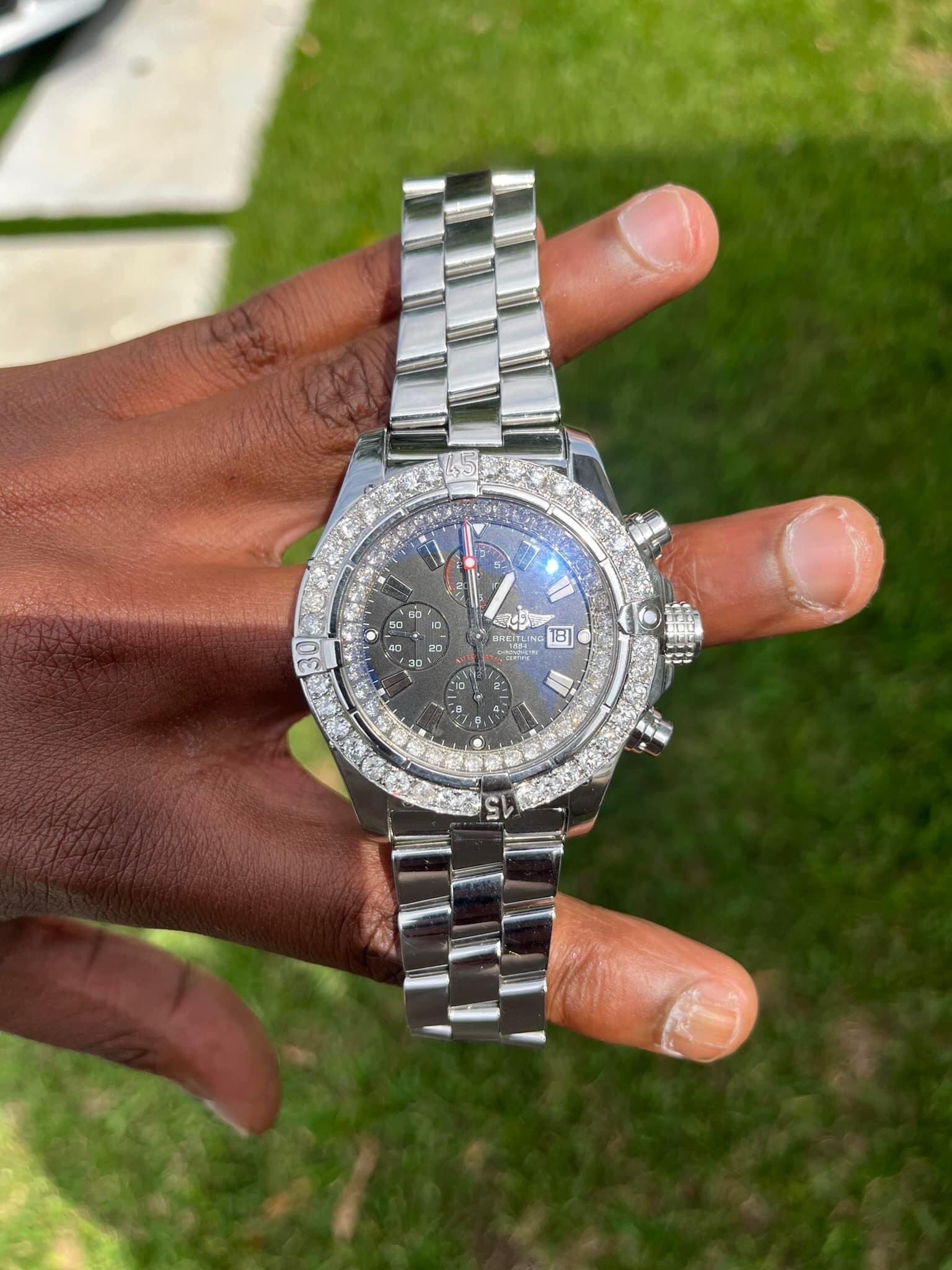 Breitling Super Avenger