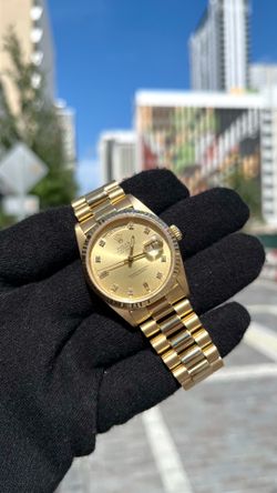 Rolex Presidential Day-Date 36MM FULLY 18k Gold with Factory Champagne Diamond Dial 18238 Double Quick