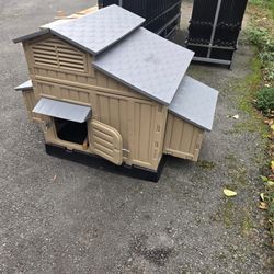 Rubbermaid Chicken Coop