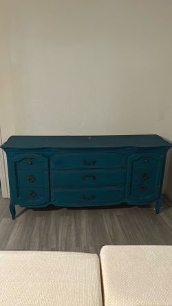 Dresser Will bargain