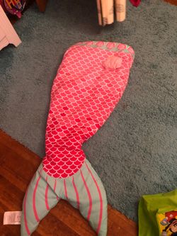 Little girl mermaid sleeping bag