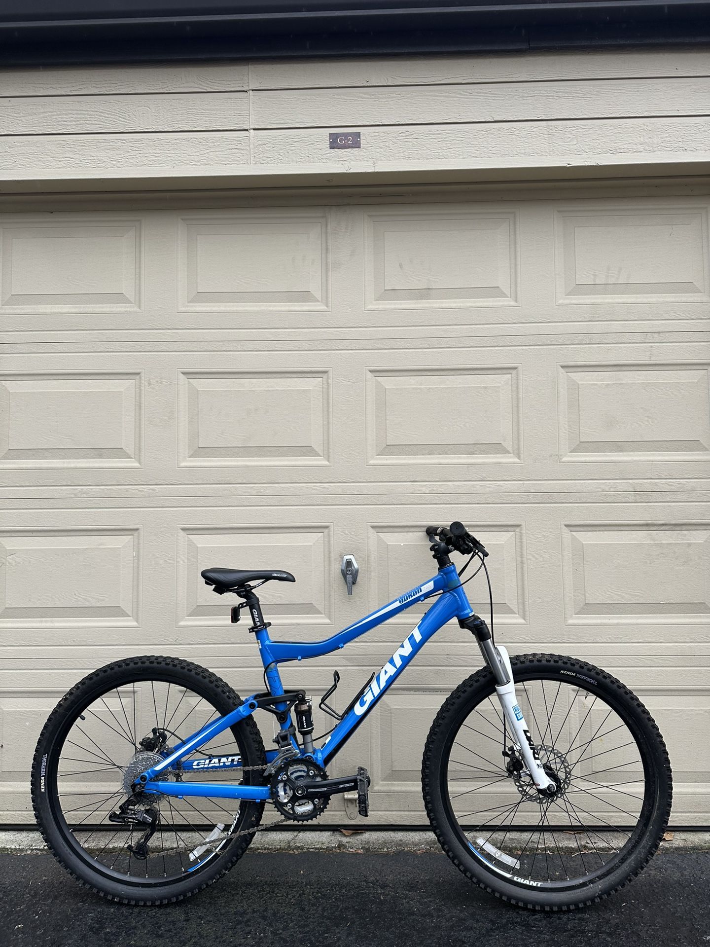 Giant Yukon FX – Full Suspension Mountain Bike - Medium frame - Bicycle