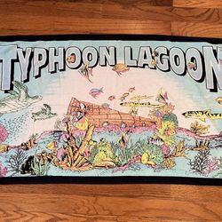 Disney Beach Towel Typhoon Lagoon Ocean Submarine Vintage 90s Y2K Retro