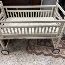 Rolling Wood Baby Bassinet Bed w/ mattress or use as Doll Bed
