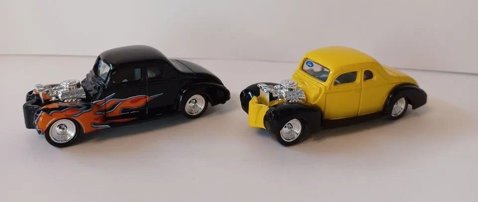 2 Imperial Toys 1940 Ford Hot Rod Coupe die cast cars 1: 64 scale