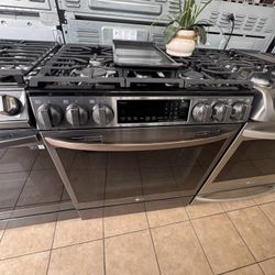 LG SLIDE IN OVEN FINANCING AVAILABLE NO CREDIT NEEDED