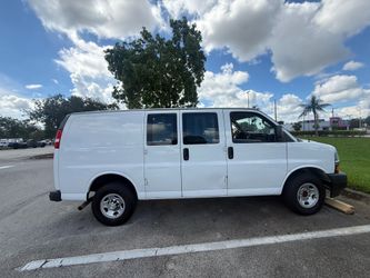 2022 Chevrolet Express