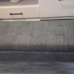 ✨ Modern Gray Bench / Chaise – 53” x 20” x 18”

