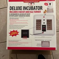 Egg Incubator Great Condition