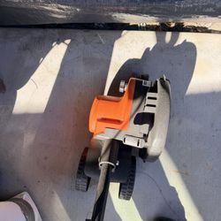 Electric edger