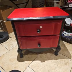 Beautiful Kids Dresser 