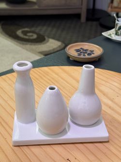 Tri-Bud Vase